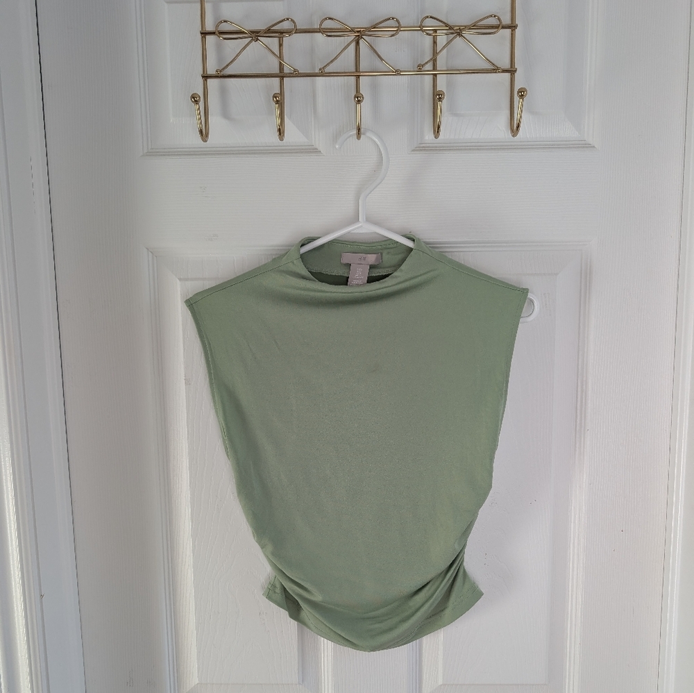 H&M Light Green Muscle Tee